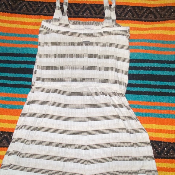 Billabong Striped Romper XS - Picture 5 of 6
